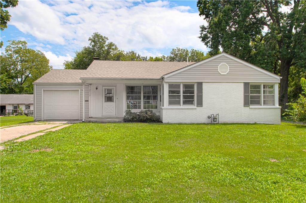 Listing Photo MLS #HMS2565944