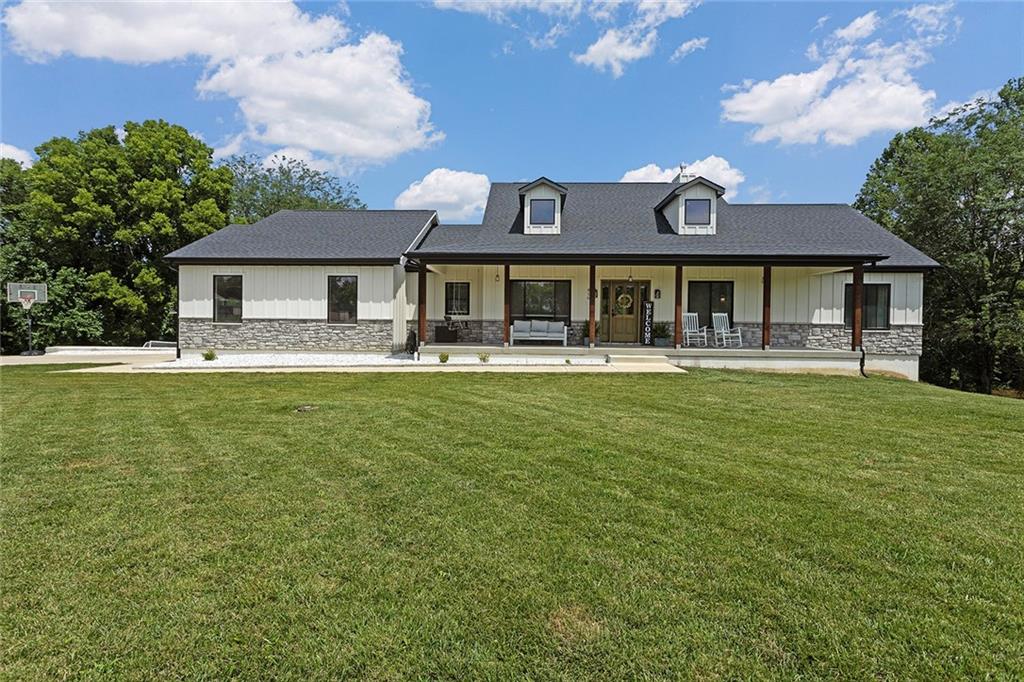 Listing Photo MLS #HMS2565978