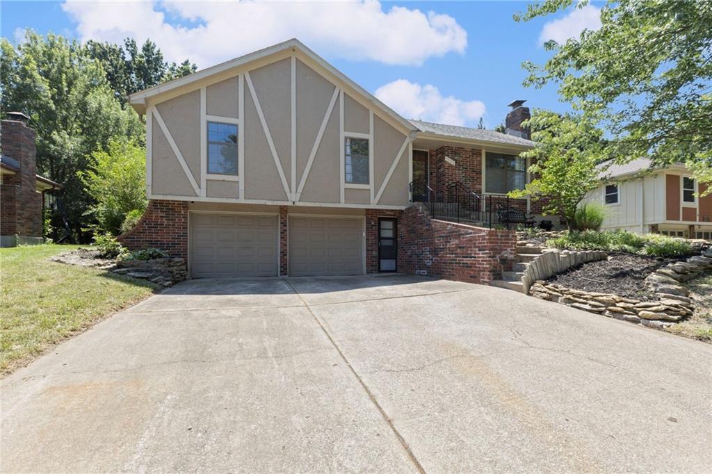 Listing Photo MLS #HMS2565992