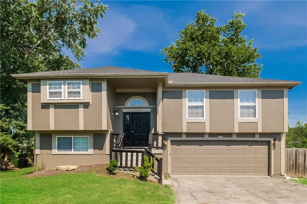 Listing Photo MLS #HMS2565998