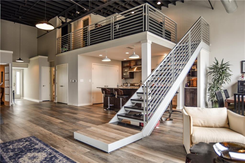 Listing Photo MLS #HMS2566101