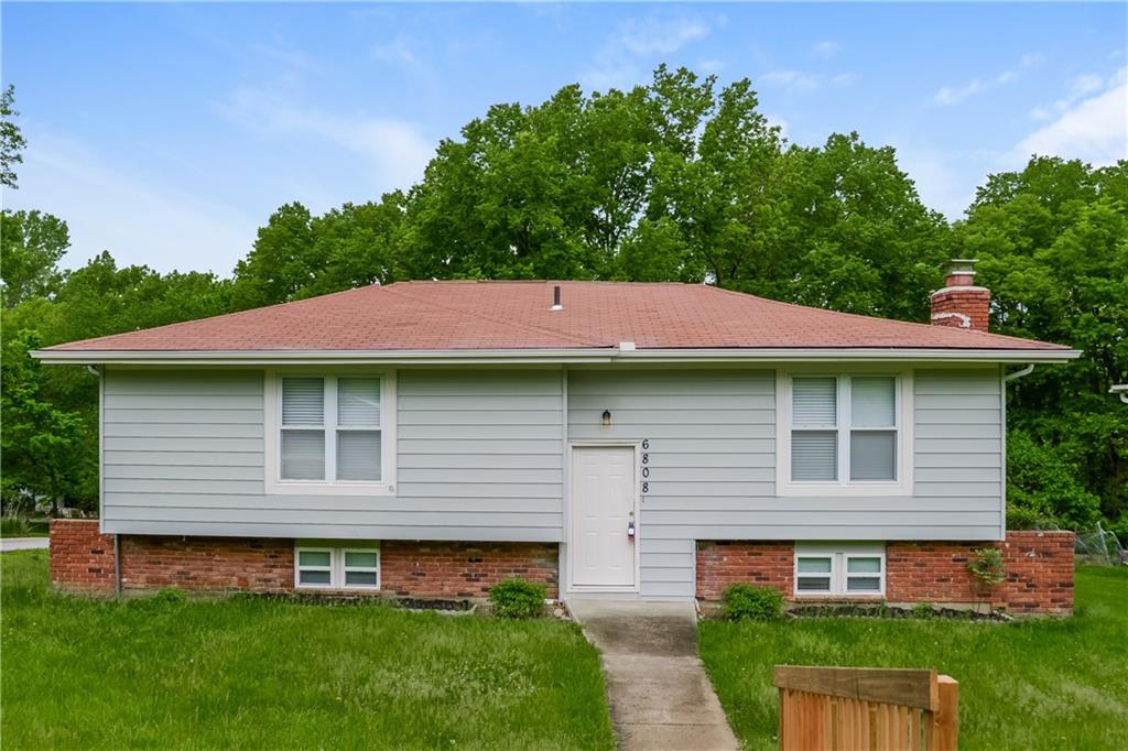 Listing Photo MLS #HMS2566191