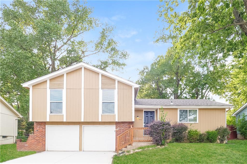 Listing Photo MLS #HMS2566197