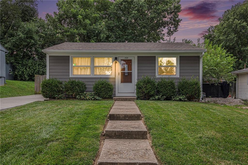 Listing Photo MLS #HMS2566232