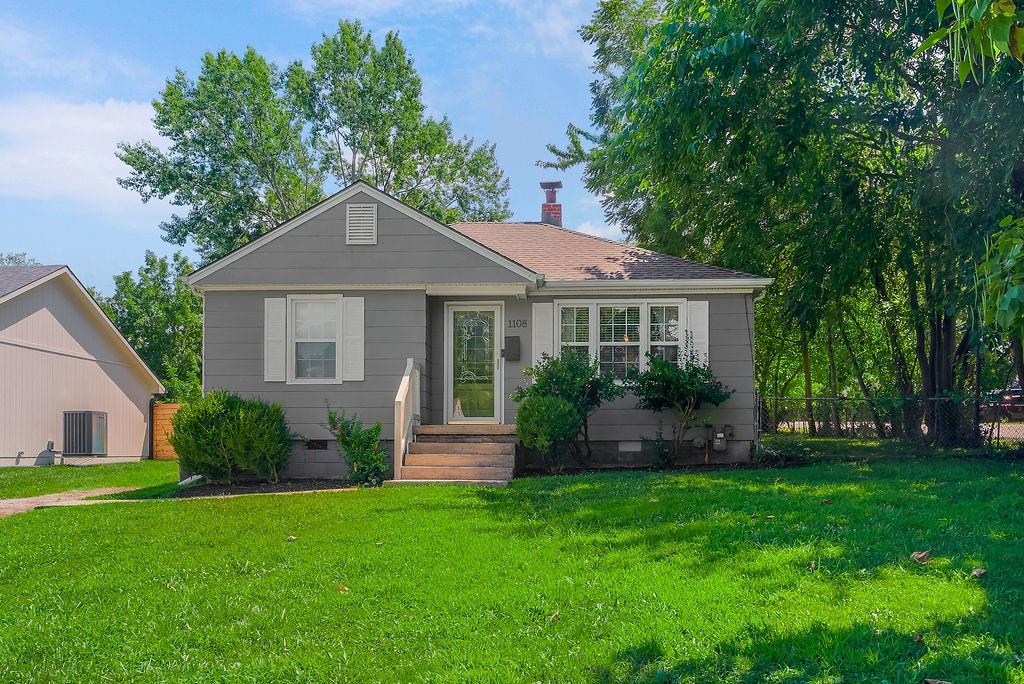 Listing Photo MLS #HMS2566254