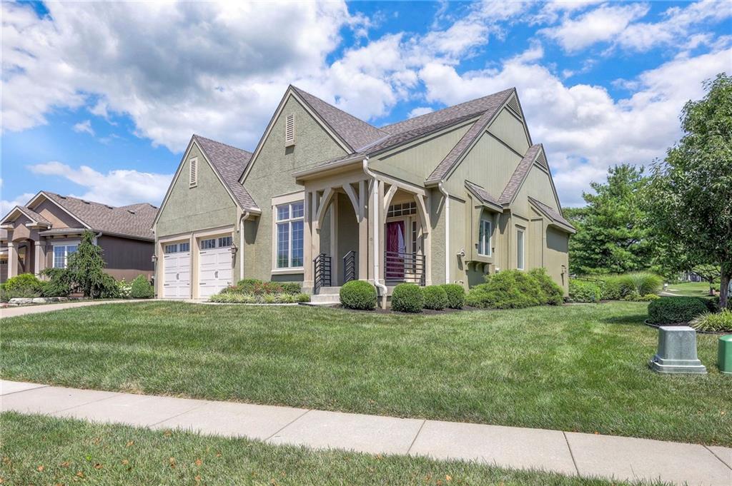 Listing Photo MLS #HMS2566353