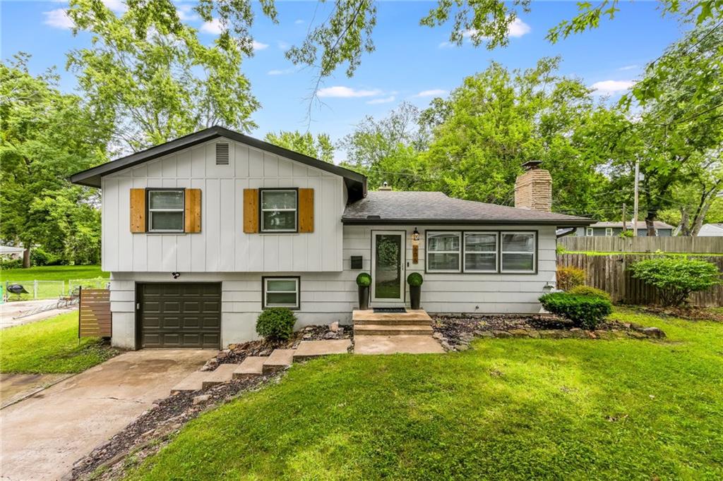 Listing Photo MLS #HMS2566415
