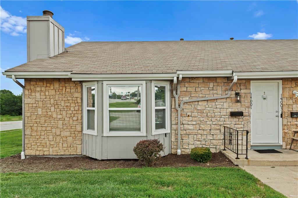 Listing Photo MLS #HMS2566437
