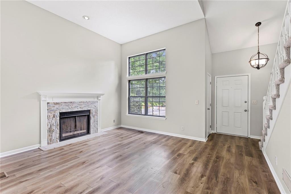 Listing Photo MLS #HMS2566672