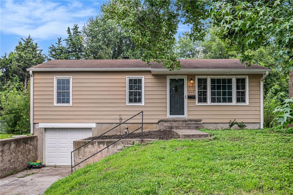 Listing Photo MLS #HMS2566696