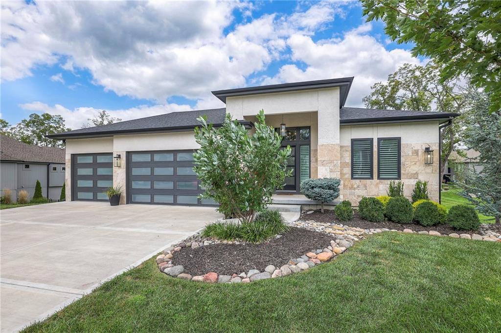 Listing Photo MLS #HMS2566718