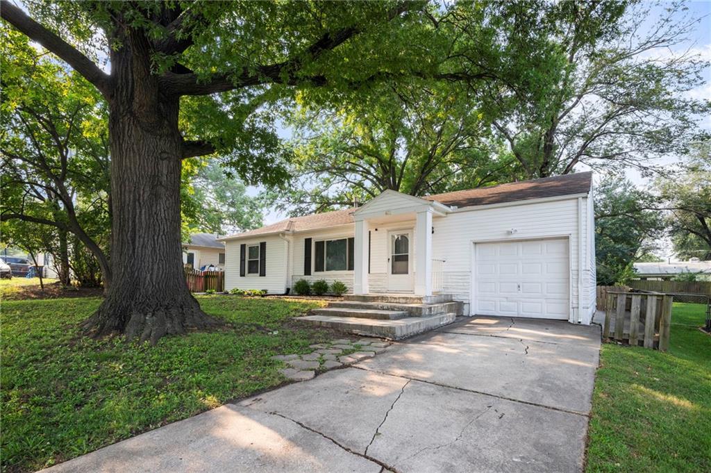 Listing Photo MLS #HMS2566882