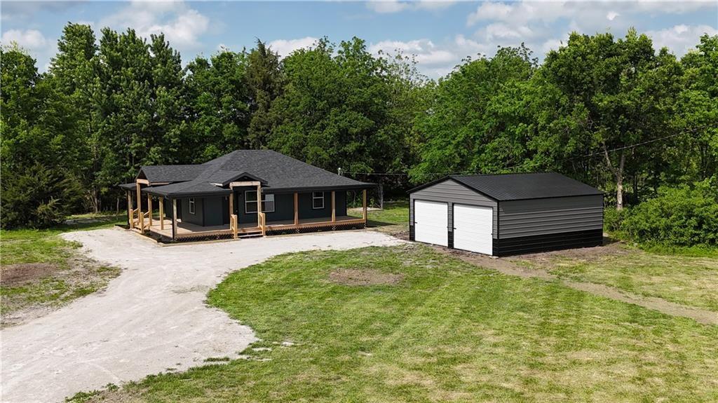 Listing Photo MLS #HMS2566889
