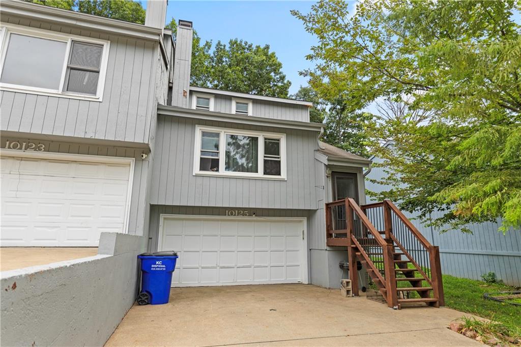 Listing Photo MLS #HMS2567000