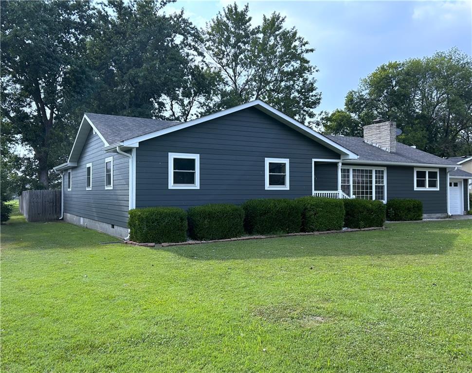 Listing Photo MLS #HMS2567070