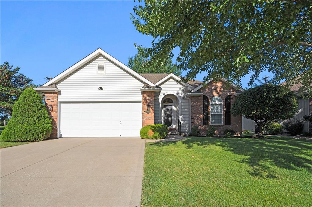 Listing Photo MLS #HMS2567104