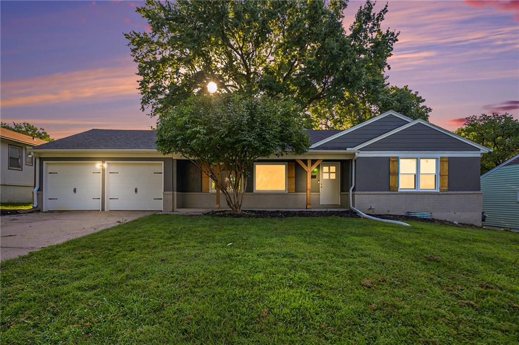 Listing Photo MLS #HMS2567106