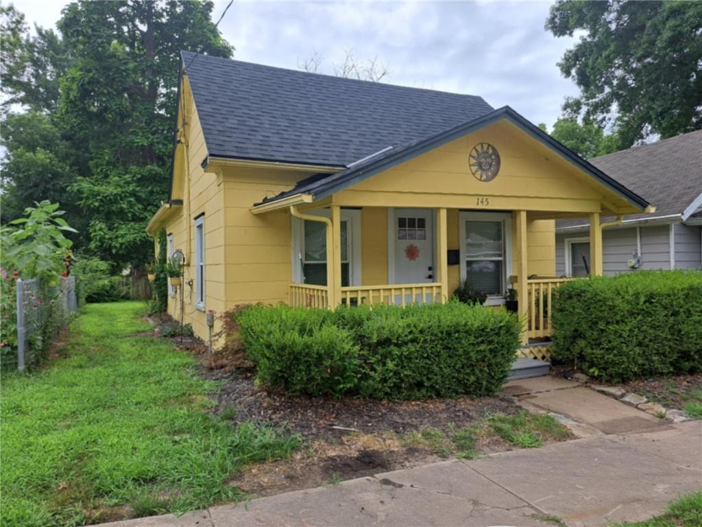 Listing Photo MLS #HMS2567278