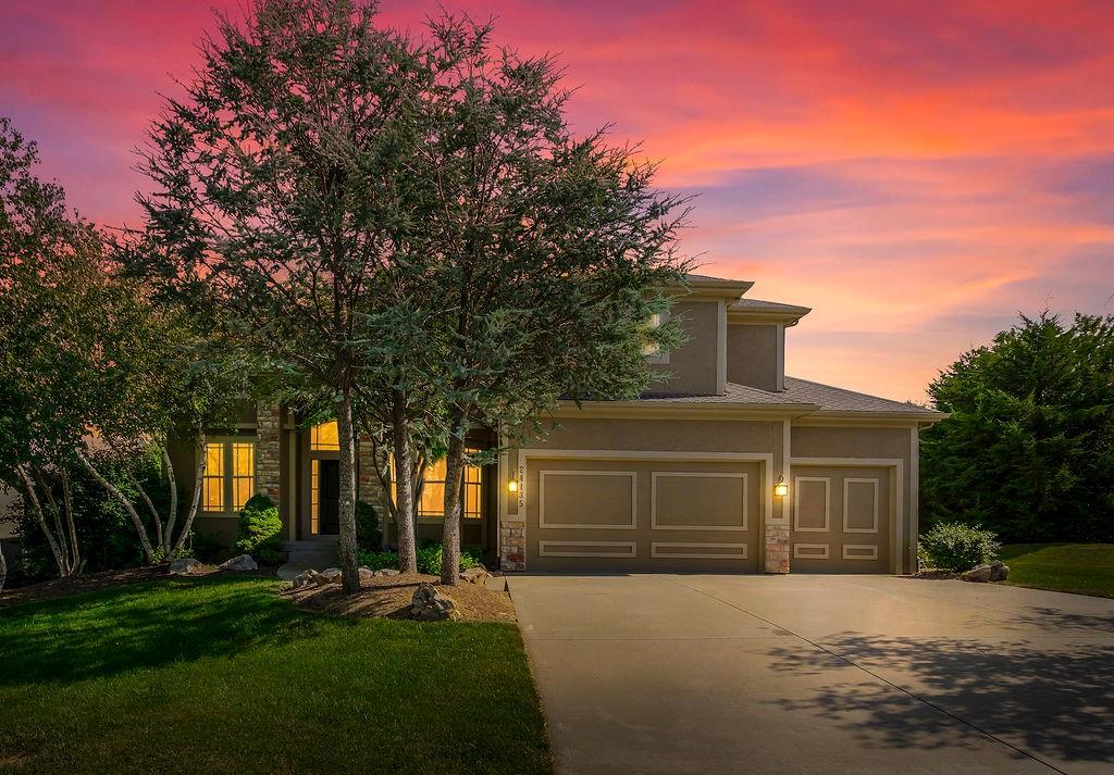 Listing Photo MLS #HMS2567383