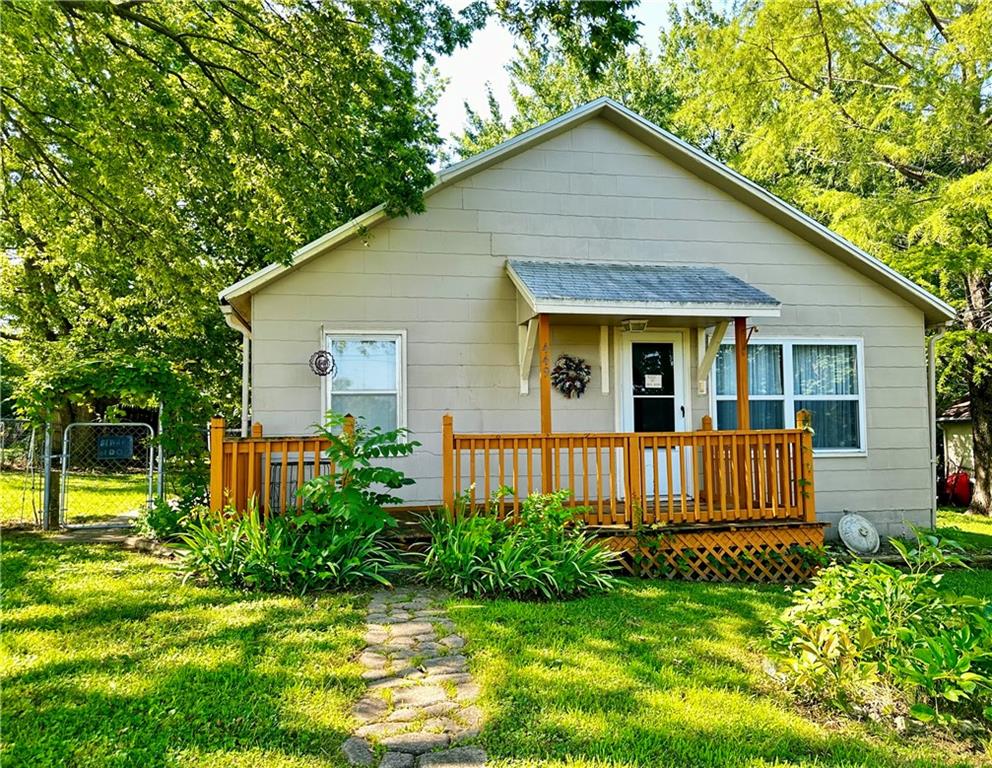 Listing Photo MLS #HMS2567387