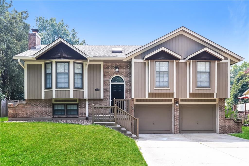 Listing Photo MLS #HMS2567391
