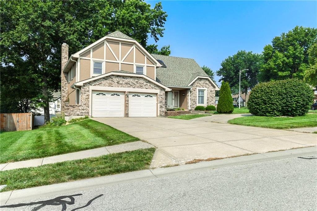 Listing Photo MLS #HMS2567425