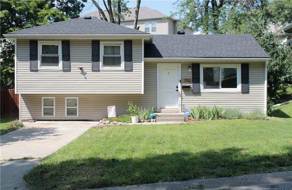 Listing Photo MLS #HMS2567459