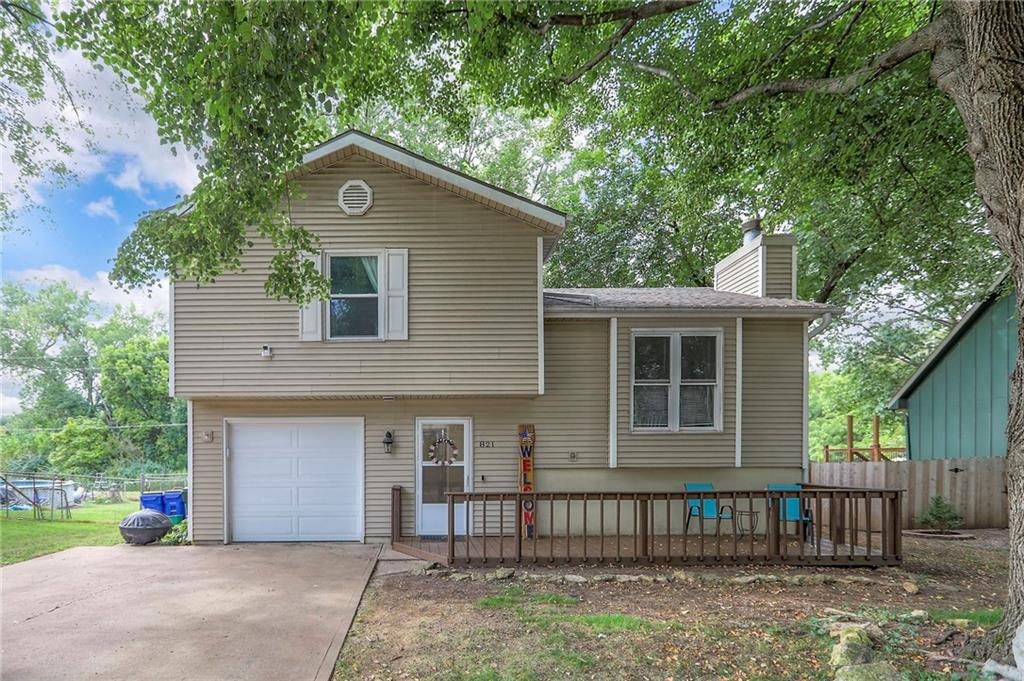 Listing Photo MLS #HMS2567485