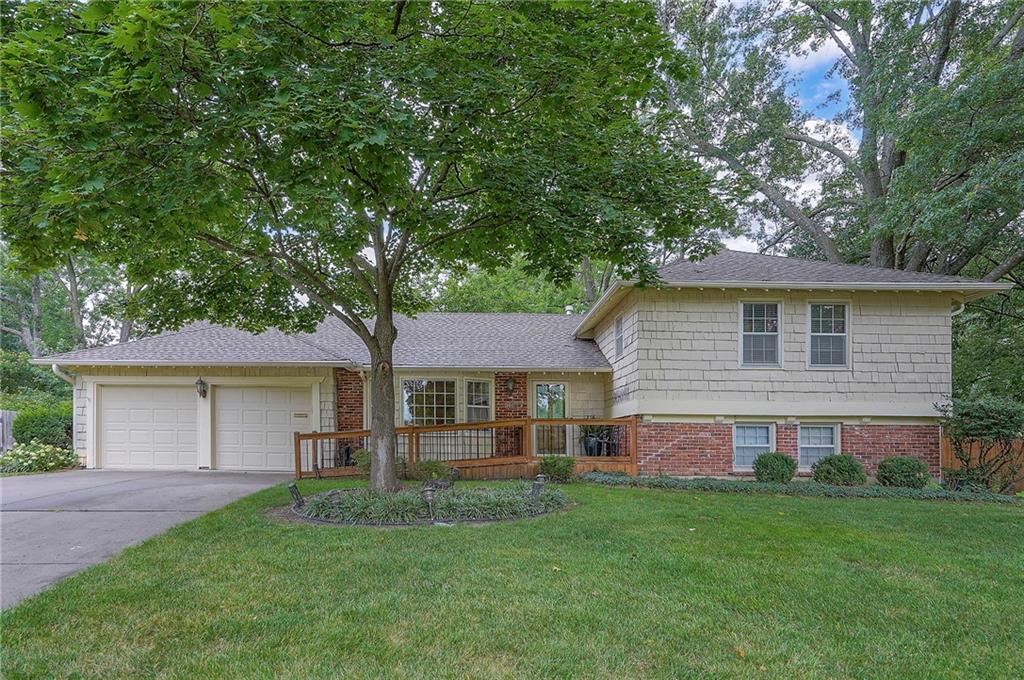 Listing Photo MLS #HMS2567520
