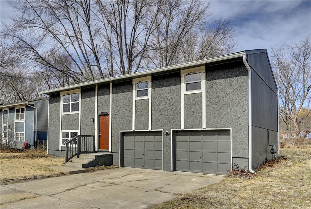 Listing Photo MLS #HMS2567521