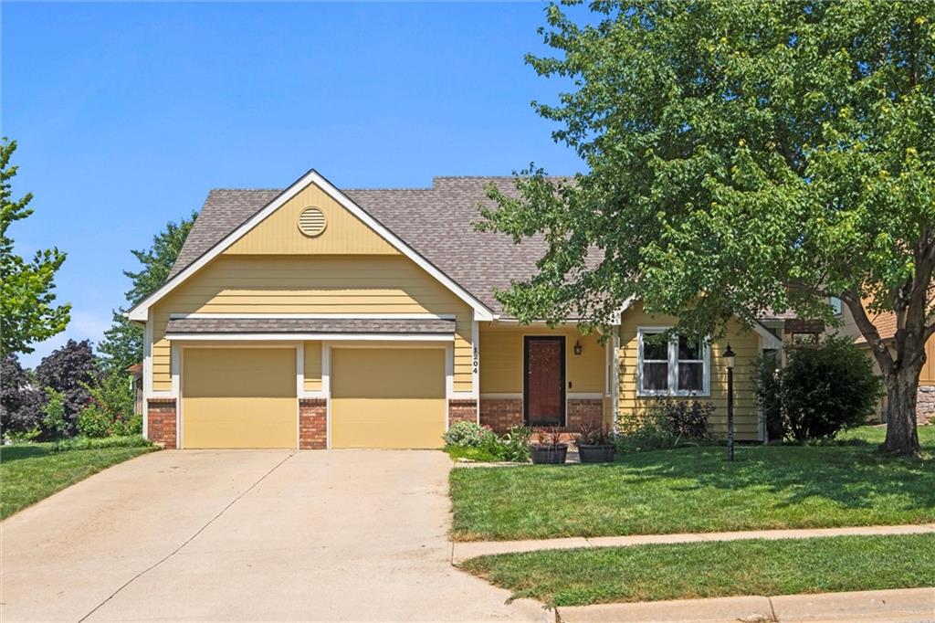 Listing Photo MLS #HMS2567526