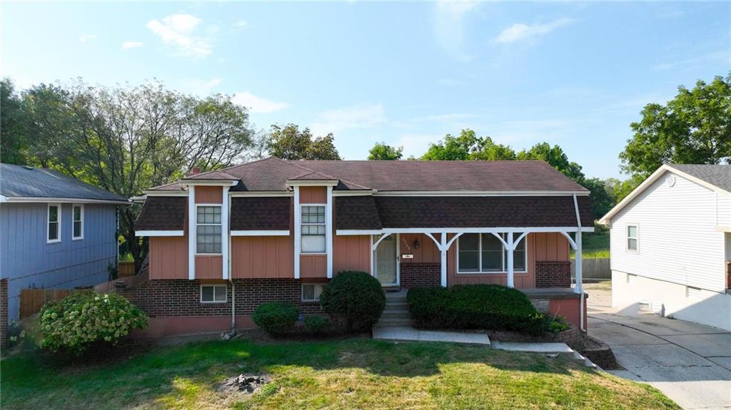 Listing Photo MLS #HMS2567649