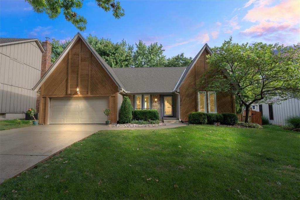 Listing Photo MLS #HMS2567887
