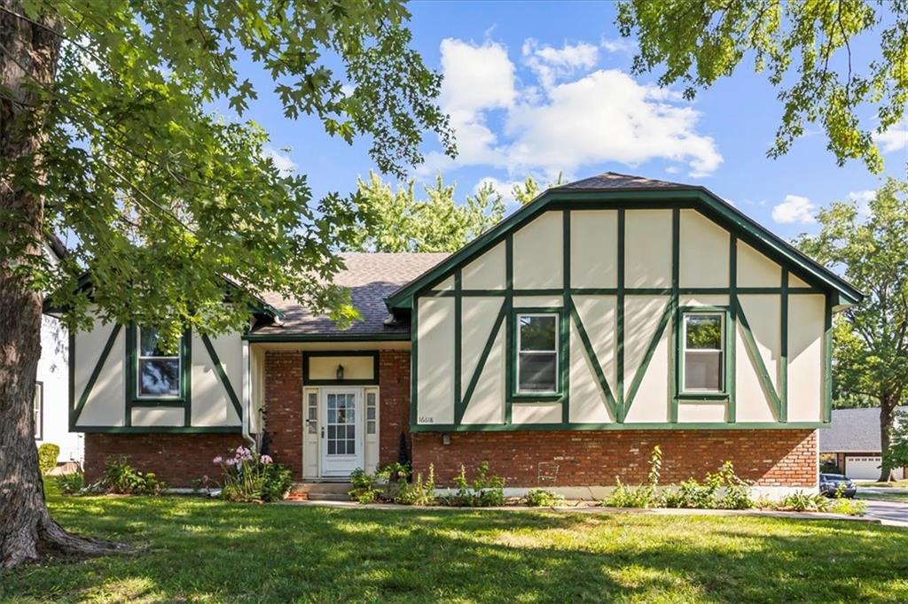 Listing Photo MLS #HMS2568188