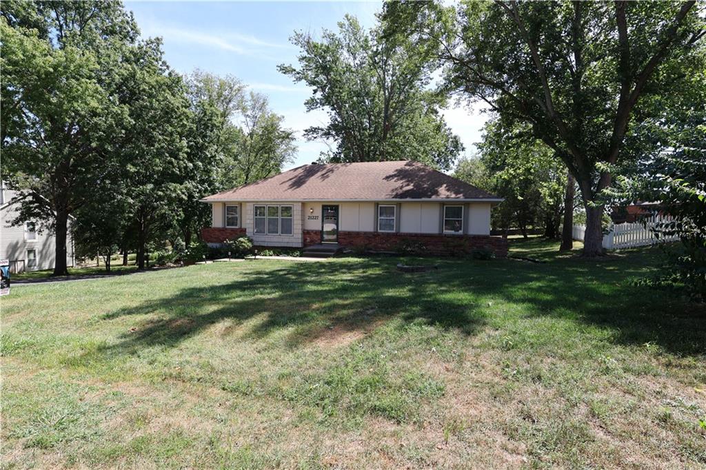 Listing Photo MLS #HMS2568418