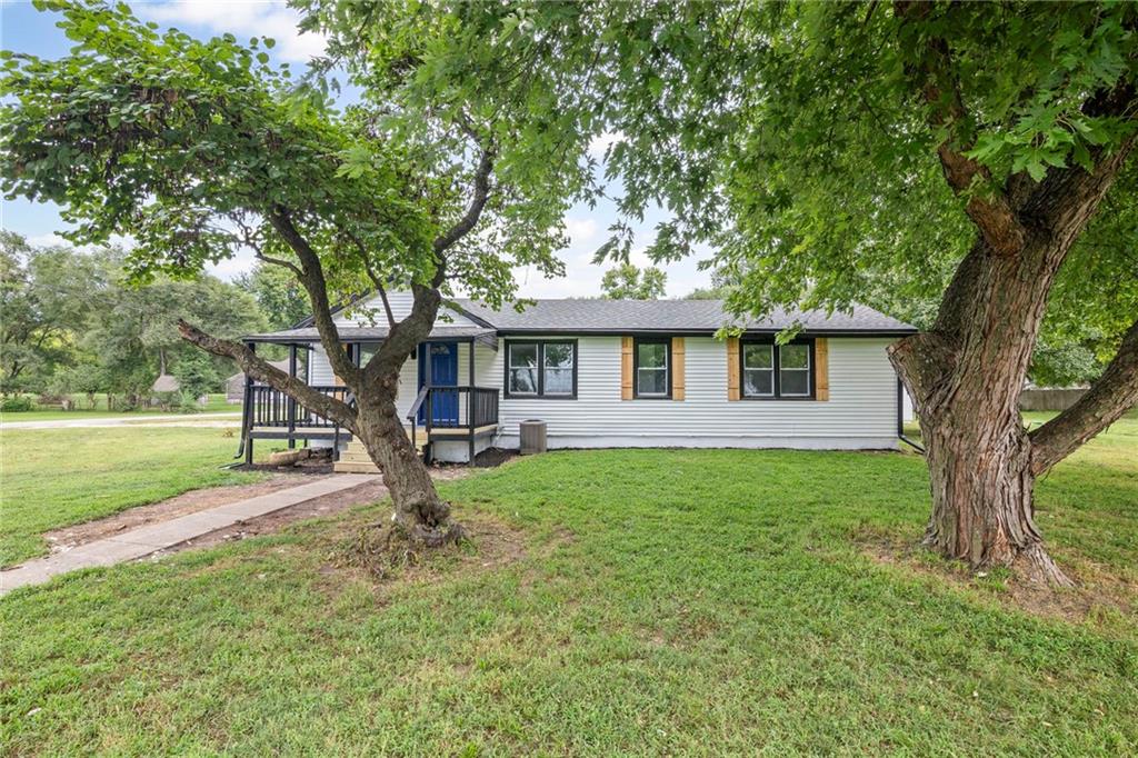 Listing Photo MLS #HMS2568464