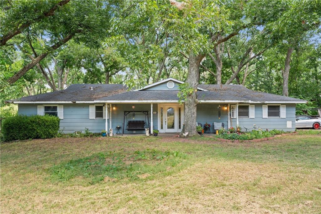 Listing Photo MLS #HMS2568542