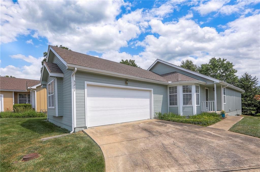 Listing Photo MLS #HMS2568561
