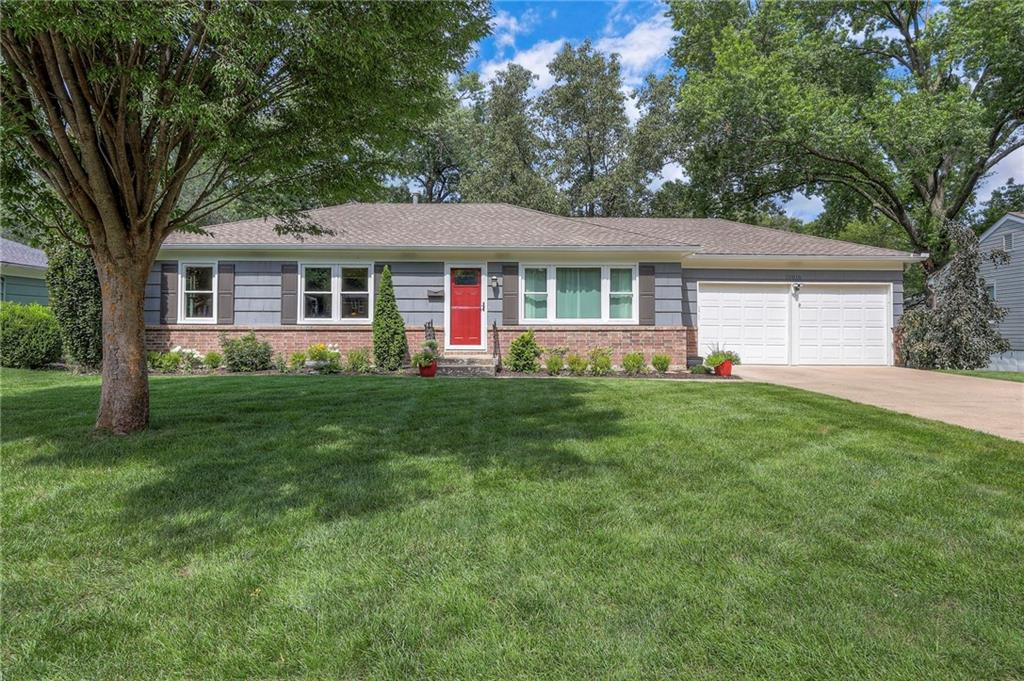 Listing Photo MLS #HMS2568630