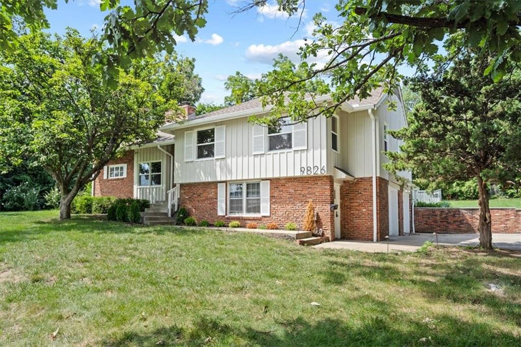 Listing Photo MLS #HMS2568646