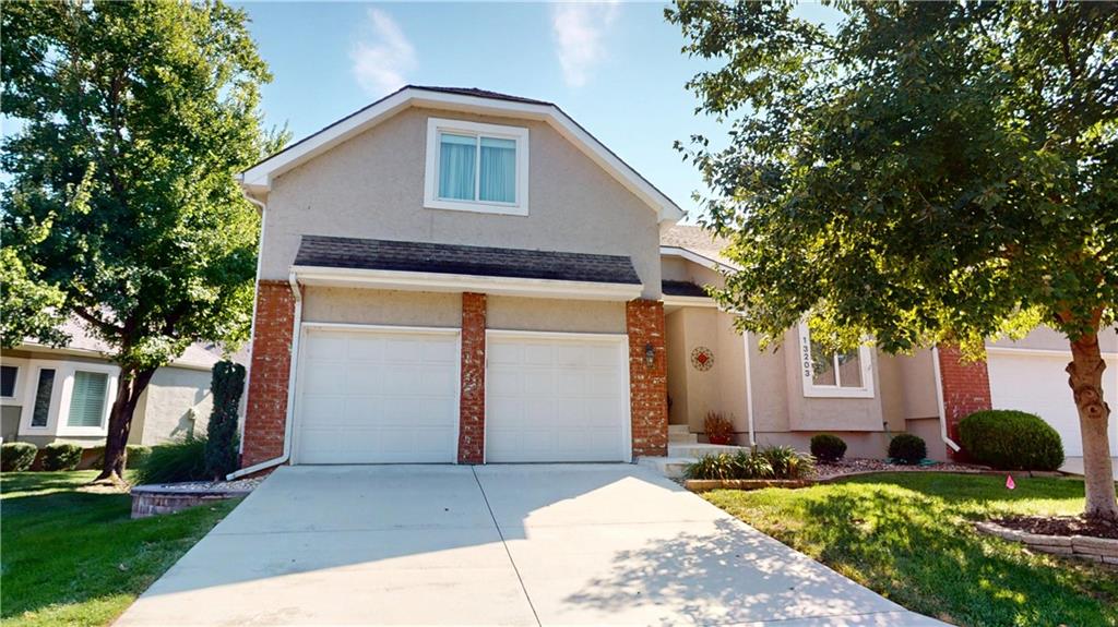 Listing Photo MLS #HMS2568815