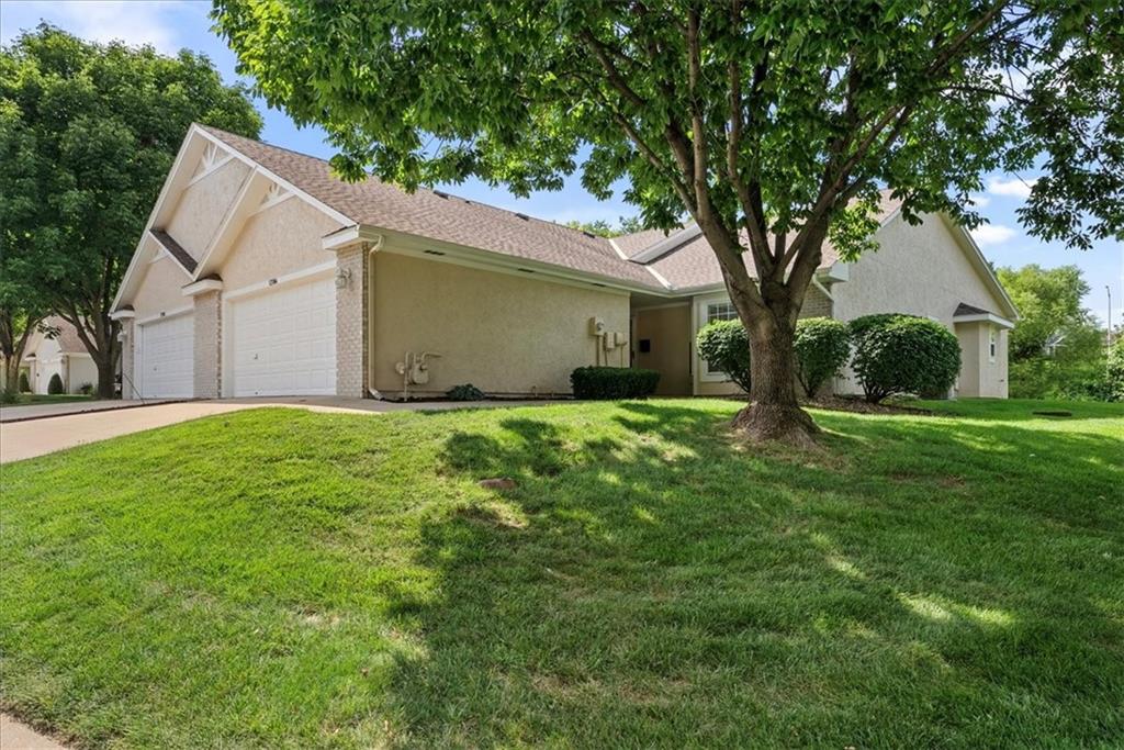 Listing Photo MLS #HMS2568877