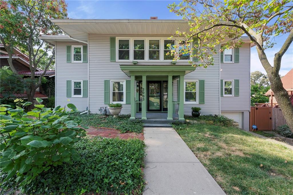 Listing Photo MLS #HMS2568896
