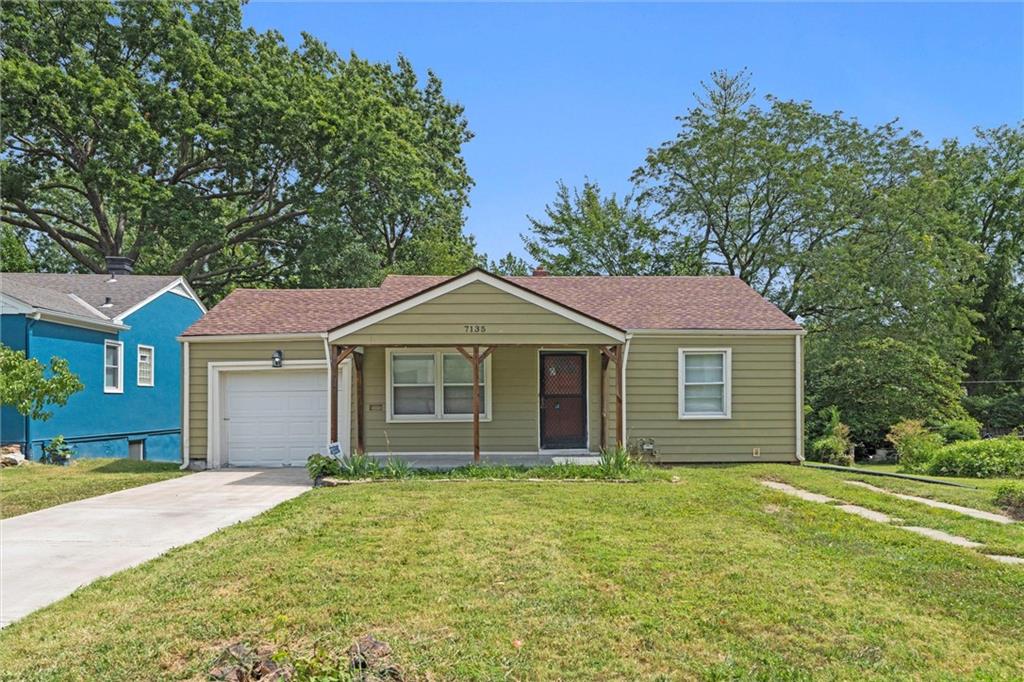 Listing Photo MLS #HMS2568924