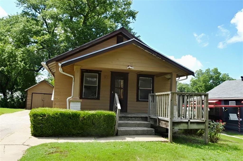 Listing Photo MLS #HMS2569003