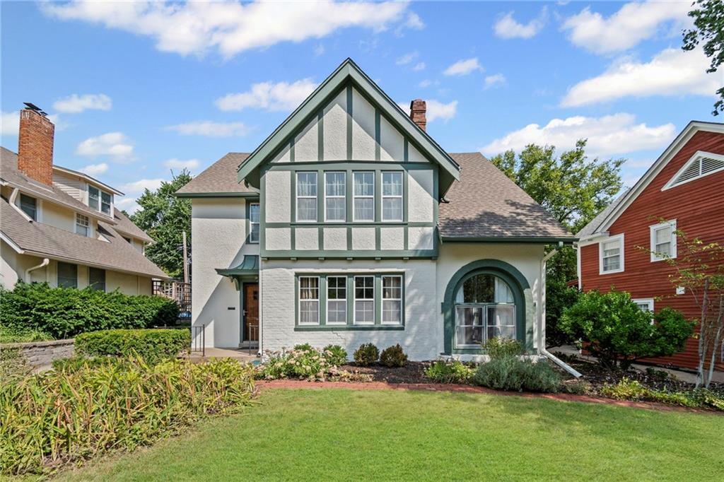 Listing Photo MLS #HMS2569028