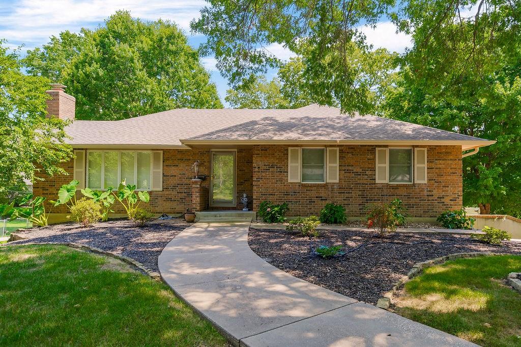 Listing Photo MLS #HMS2569042