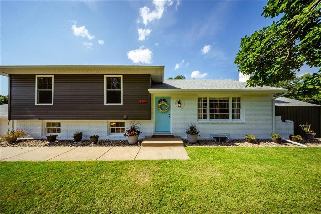 Listing Photo MLS #HMS2569113
