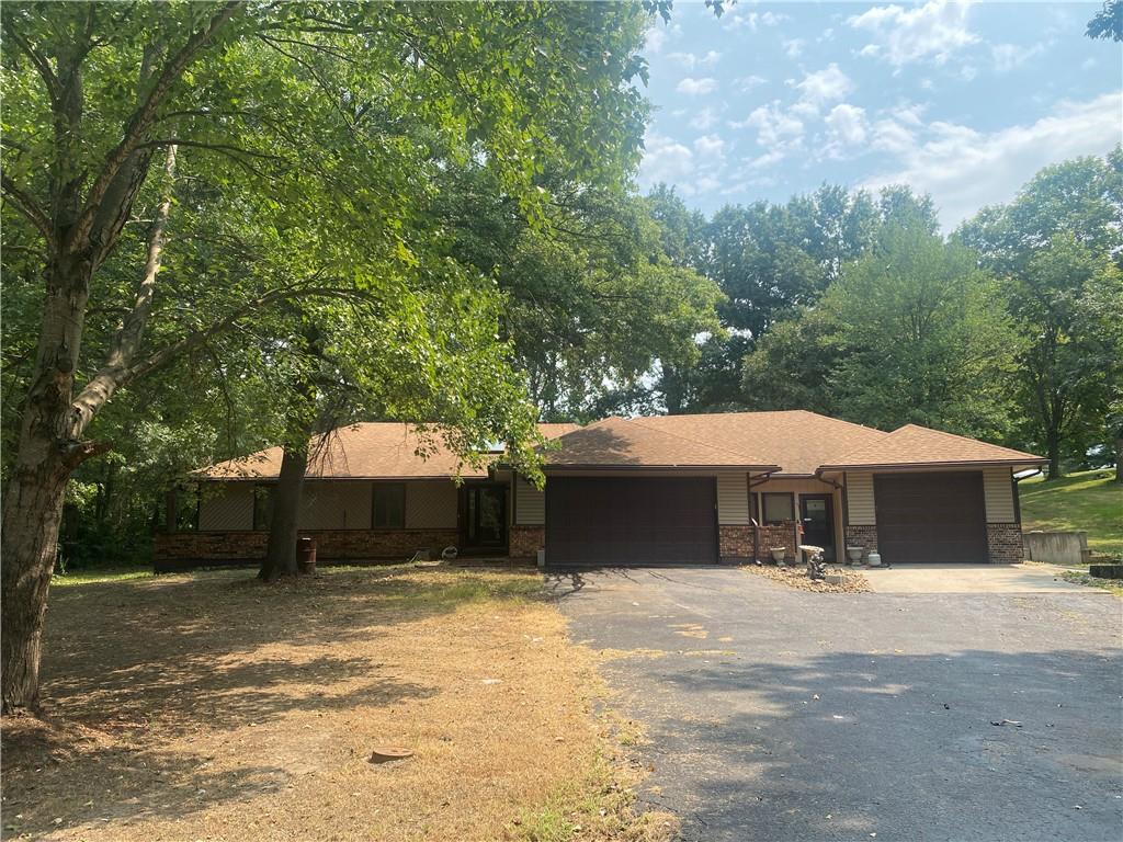 Listing Photo MLS #HMS2569142