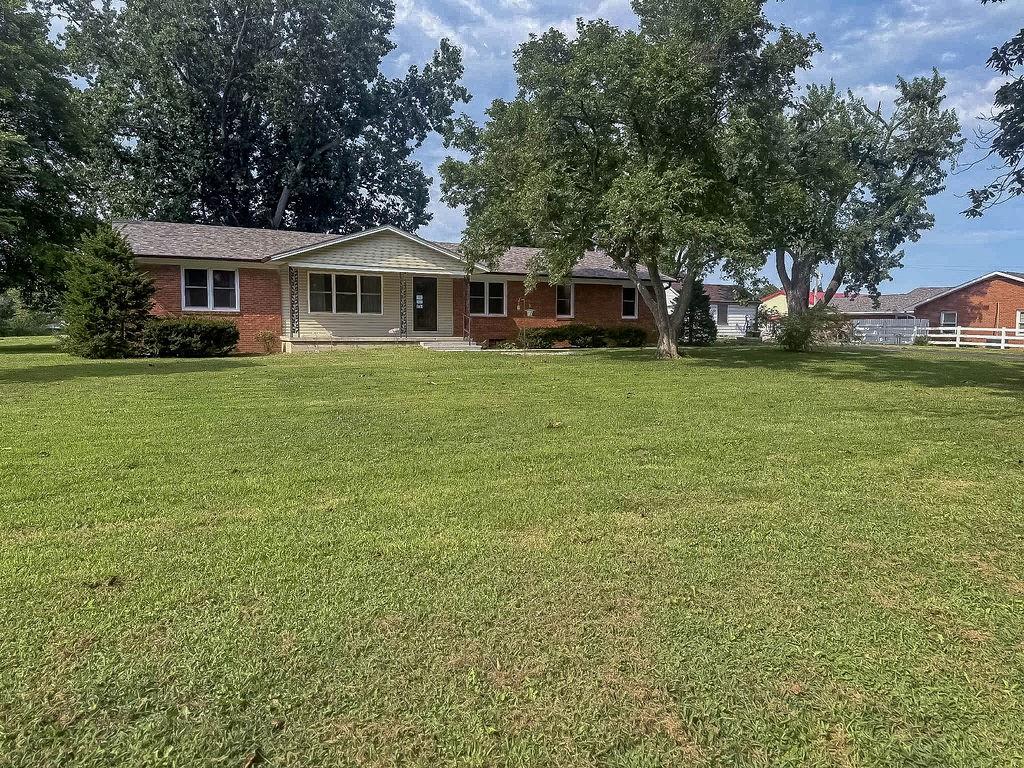 Listing Photo MLS #HMS2569206